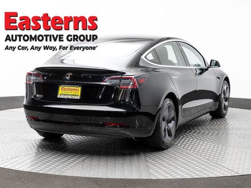Used 2019 Tesla Model 3 Standard Range Plus RWD image 5