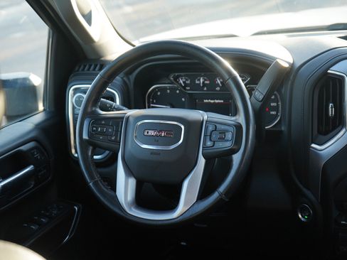 Used 2021 GMC Sierra 3500 SLT w/ SLT Premium Package image 15