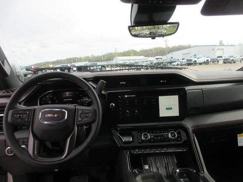 New 2026 GMC Sierra 2500 AT4 w/ AT4 Premium Plus Package AWD/4WD image 18
