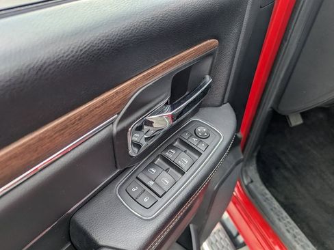 Used 2016 RAM 3500 Laramie image 29