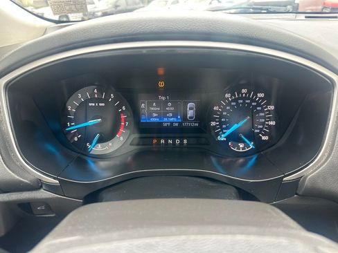 Used 2014 Ford Fusion SE image 38