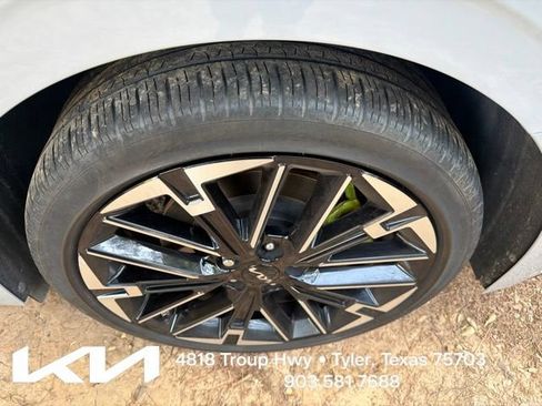 Used 2025 Kia K5 GT FWD image 8