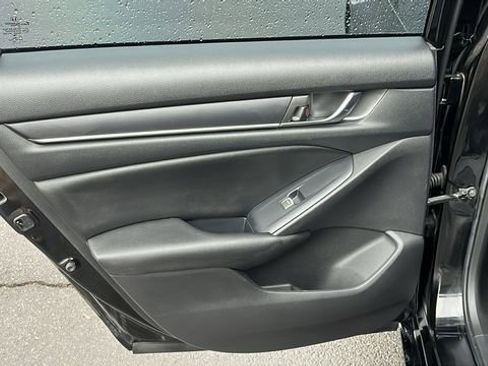 Used 2020 Honda Accord Sport image 19