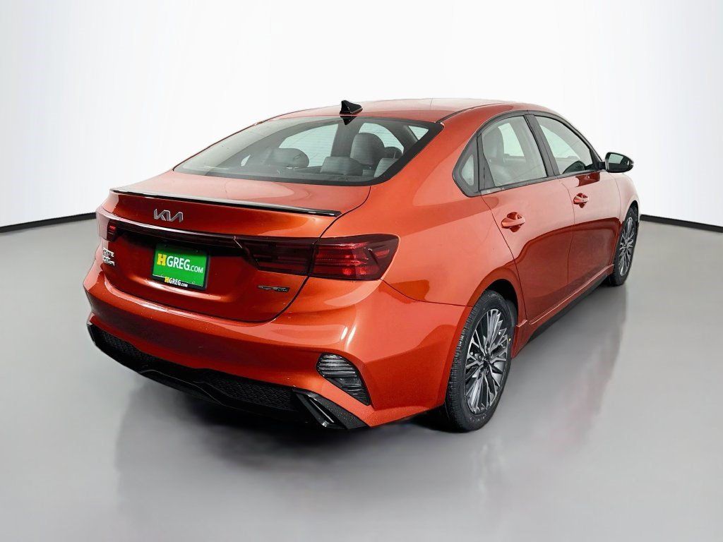 Used 2022 Kia Forte GT-Line w/ GT-Line Technology Package FWD image 10