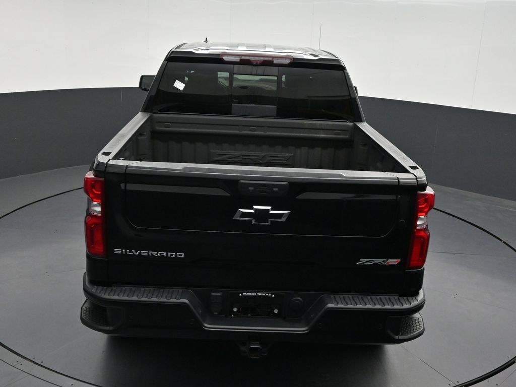 Used 2023 Chevrolet Silverado 1500 ZR2 w/ Technology Package AWD/4WD image 23