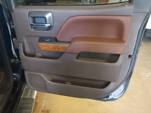 Used 2019 Chevrolet Silverado 2500 High Country AWD/4WD image 39