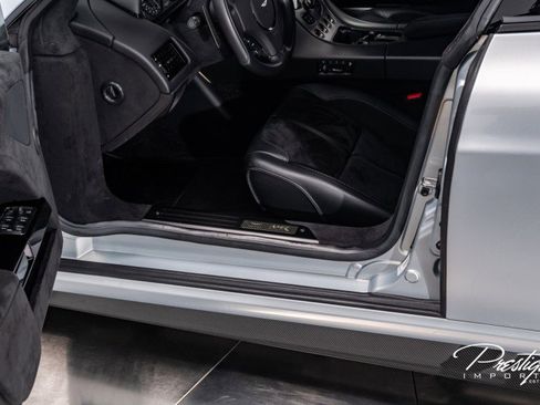 Used 2019 Aston Martin Rapide AMR image 37