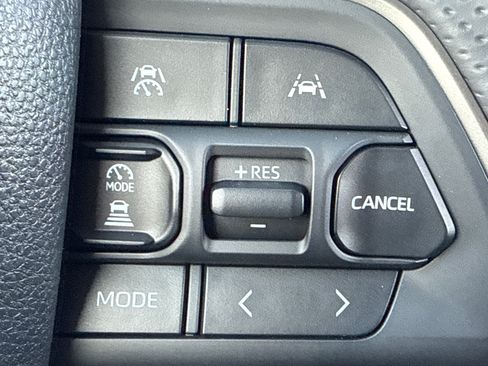 New 2026 Toyota 4Runner SR5 AWD/4WD image 29