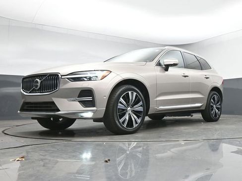 Used 2023 Volvo XC60 B5 Plus w/ Protection Package Premier FWD image 38
