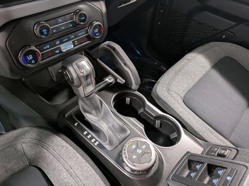 Used 2023 Ford Bronco Big Bend AWD/4WD image 15