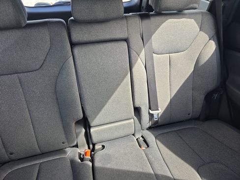 Used 2023 Hyundai Santa Fe SEL image 18