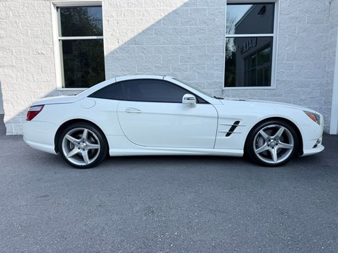 Used 2015 Mercedes-Benz SL 550 image 46