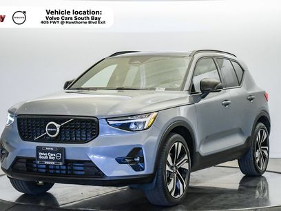 Certified 2023 Volvo XC40 B5 Plus w/ Protection Package Premier