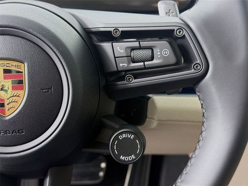 New 2026 Porsche Panamera 4 image 12