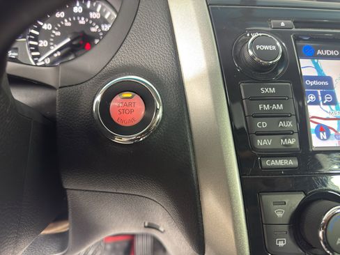 Used 2015 Nissan Altima 3.5 SL FWD image 18