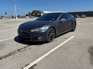 Used 2015 Tesla Model S P90D AWD/4WD video 1