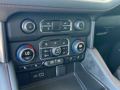 Used 2024 Chevrolet Tahoe RST w/ Luxury Package image 28