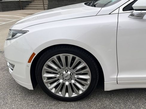 Used 2016 Lincoln MKZ AWD w/ Equipment Group 300A Reserve image 32