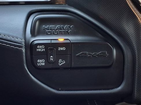 Used 2022 RAM 2500 Limited AWD/4WD image 29