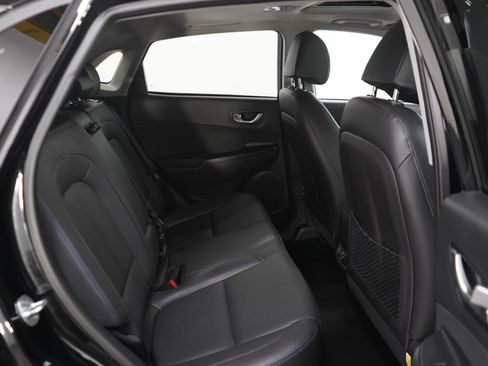 Used 2023 Hyundai Kona Limited FWD image 12