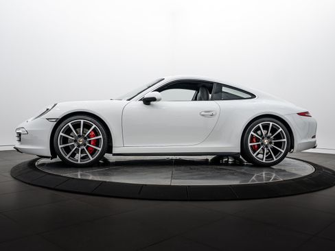 Used 2013 Porsche 911 Carrera 4S AWD/4WD image 2