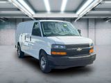 Used 2018 Chevrolet Express 2500 image 2