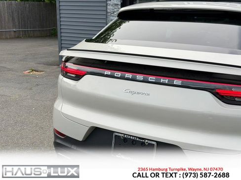 Used 2021 Porsche Cayenne Coupe AWD/4WD image 29