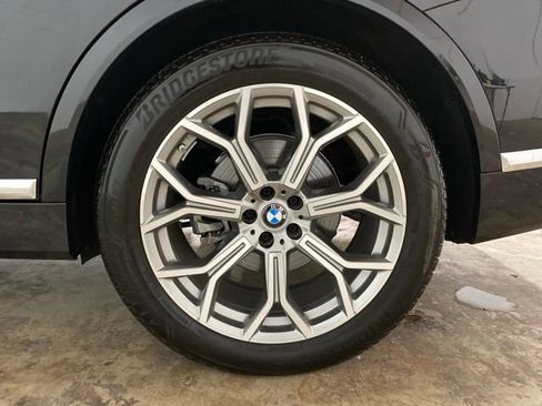 Used 2025 BMW X7 xDrive40i w/ Premium Package AWD/4WD image 33
