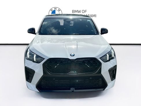 New 2026 BMW X2 xDrive28i w/ M Sport Package AWD/4WD image 2