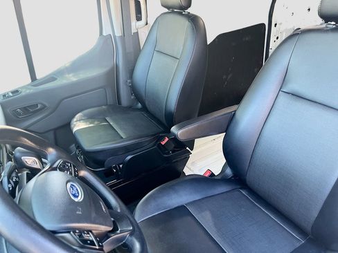 Used 2024 Ford Transit 150 Low Roof RWD image 19
