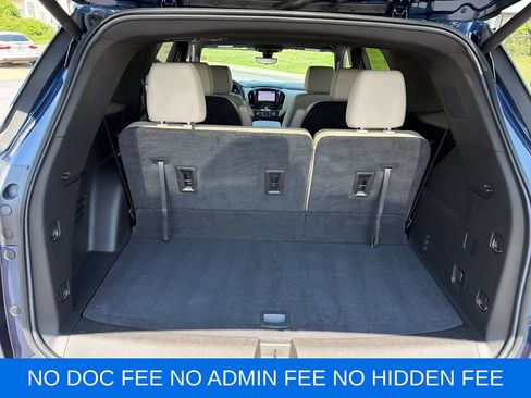 Used 2023 Chevrolet Traverse LT w/ LT Premium Package FWD image 24
