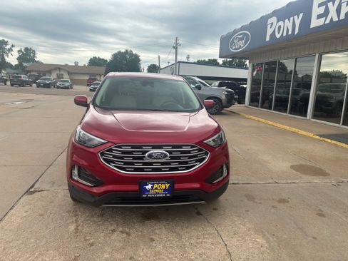 Used 2022 Ford Edge SEL w/ Convenience Package AWD/4WD image 8