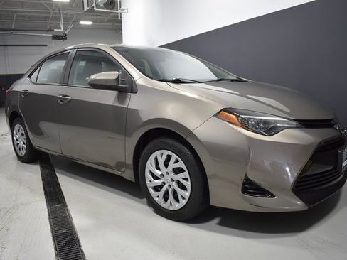 Used 2018 Toyota Corolla L image 7
