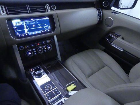 Used 2017 Land Rover Range Rover Supercharged AWD/4WD image 16