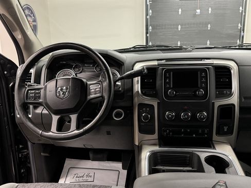 Used 2018 RAM 2500 Big Horn AWD/4WD image 30