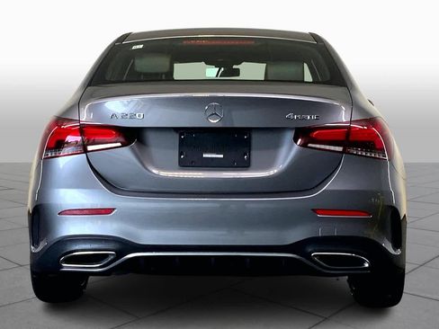 Used 2022 Mercedes-Benz A 220 4MATIC image 5