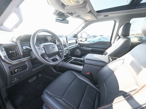 New 2025 Ford F350 Lariat w/ Lariat Ultimate Package image 15