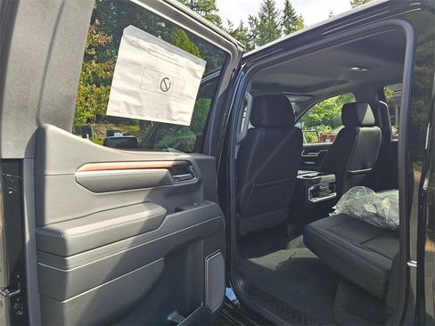New 2026 GMC Sierra 1500 Denali w/ Denali Reserve Package image 18