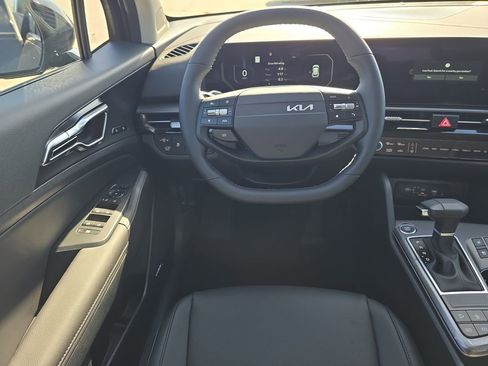 New 2026 Kia Sportage SX FWD image 15