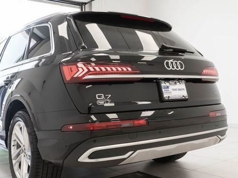 Used 2023 Audi Q7 3.0T Premium Plus AWD/4WD image 12