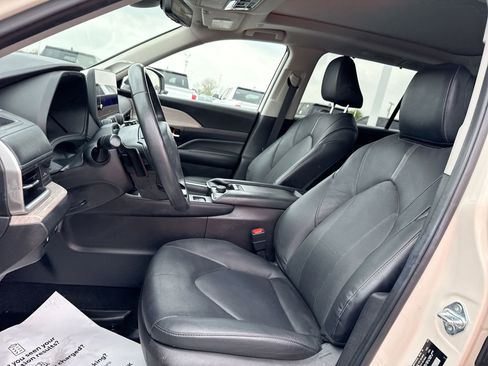 Used 2024 Toyota Grand Highlander Platinum image 13