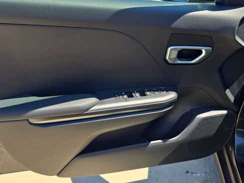 New 2026 Kia K4 FWD image 17