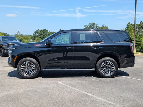 Used 2026 Chevrolet Tahoe Z71 w/ Comfort Package AWD/4WD image 6