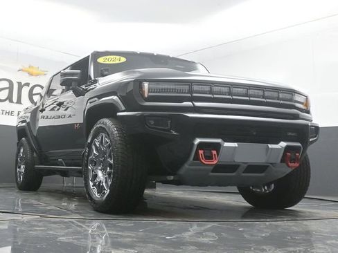 Used 2024 GMC Hummer EV 3X w/ LPO, Illumination Package image 3