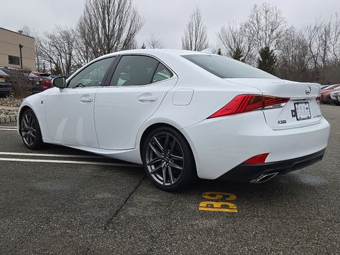 Used 2018 Lexus IS 300 F Sport w/ F Sport Package image 4