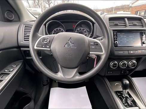 Used 2022 Mitsubishi Outlander Sport ES image 5