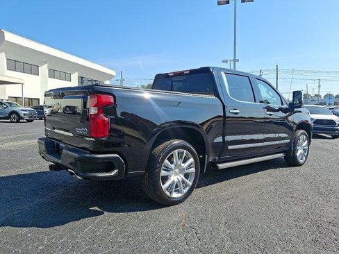 Used 2024 Chevrolet Silverado 1500 High Country w/ High Country Premium Package image 6