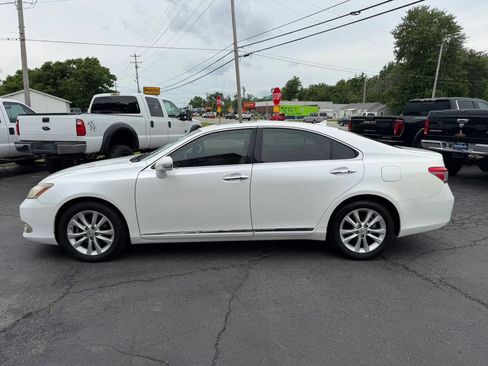 Used 2010 Lexus ES 350 FWD image 2