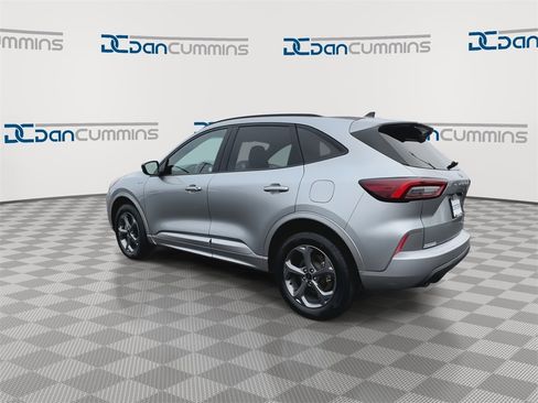 Used 2024 Ford Escape ST-Line image 6