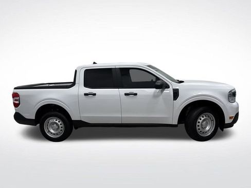 Used 2024 Ford Maverick XL image 2